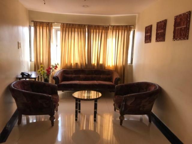 Bharati Lodge Hubballi-Dharwar Zewnętrze zdjęcie