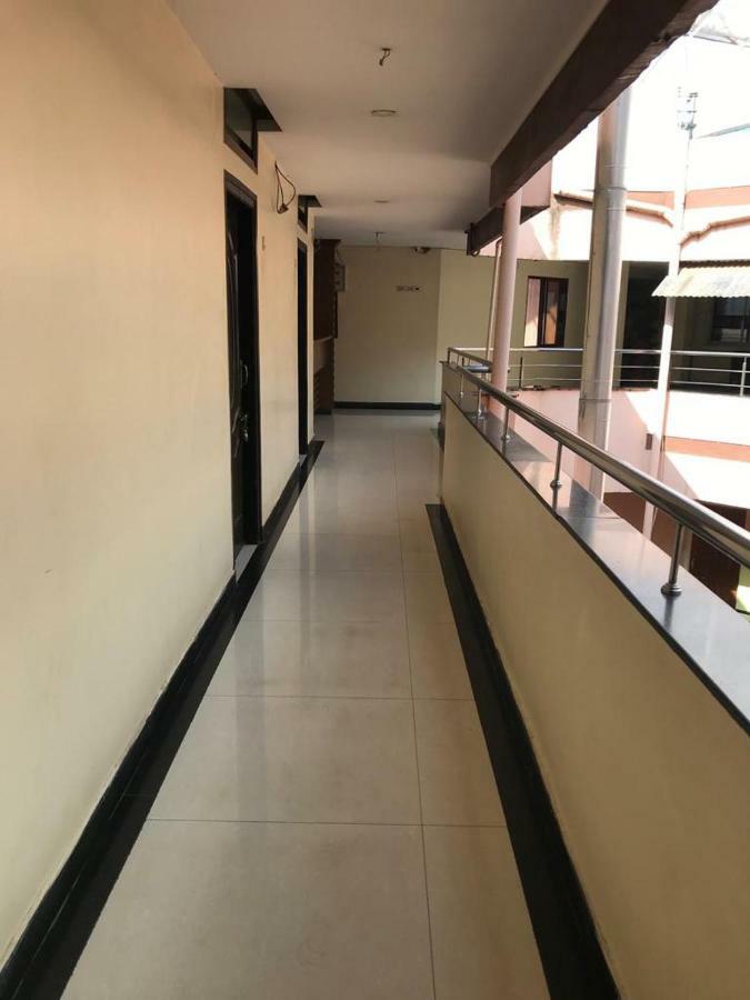 Bharati Lodge Hubballi-Dharwar Zewnętrze zdjęcie